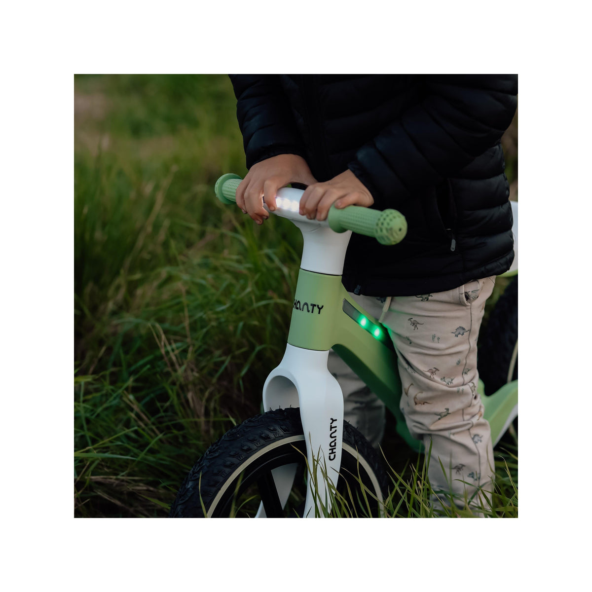 Chanty Go Grøn Løbecykel | Med Integreret Lys